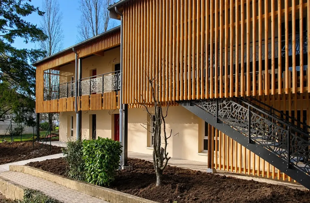 auberge-de-jeunesse-edited
