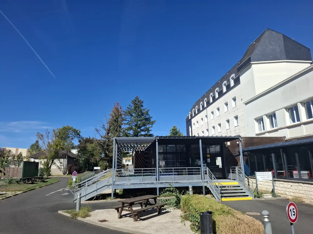 Façade extérieure principale du bâtiment