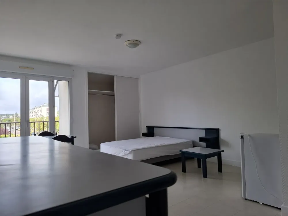 Vue lumineuse depuis un logement de Clémenceau