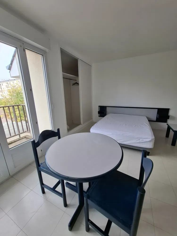 Vue lumineuse depuis un logement de Clémenceau